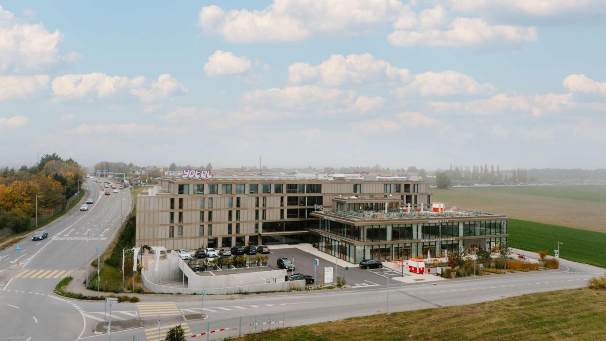 Yotel Geneva Lake Founex Exterior photo